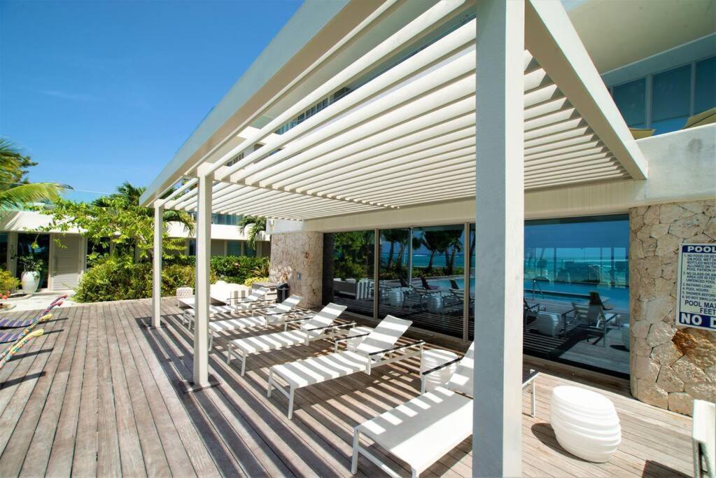 The Tides # 302 Villa George Town Exteriör bild